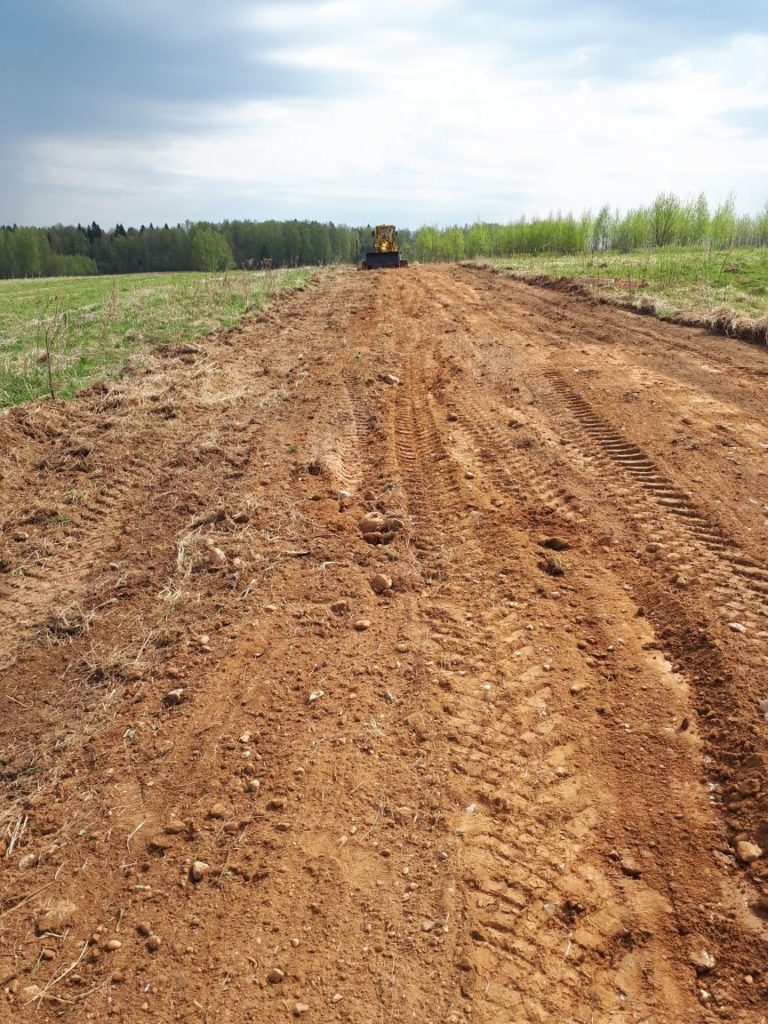Строительство дорог в деревне Павлово Смоленская обл., май 2018